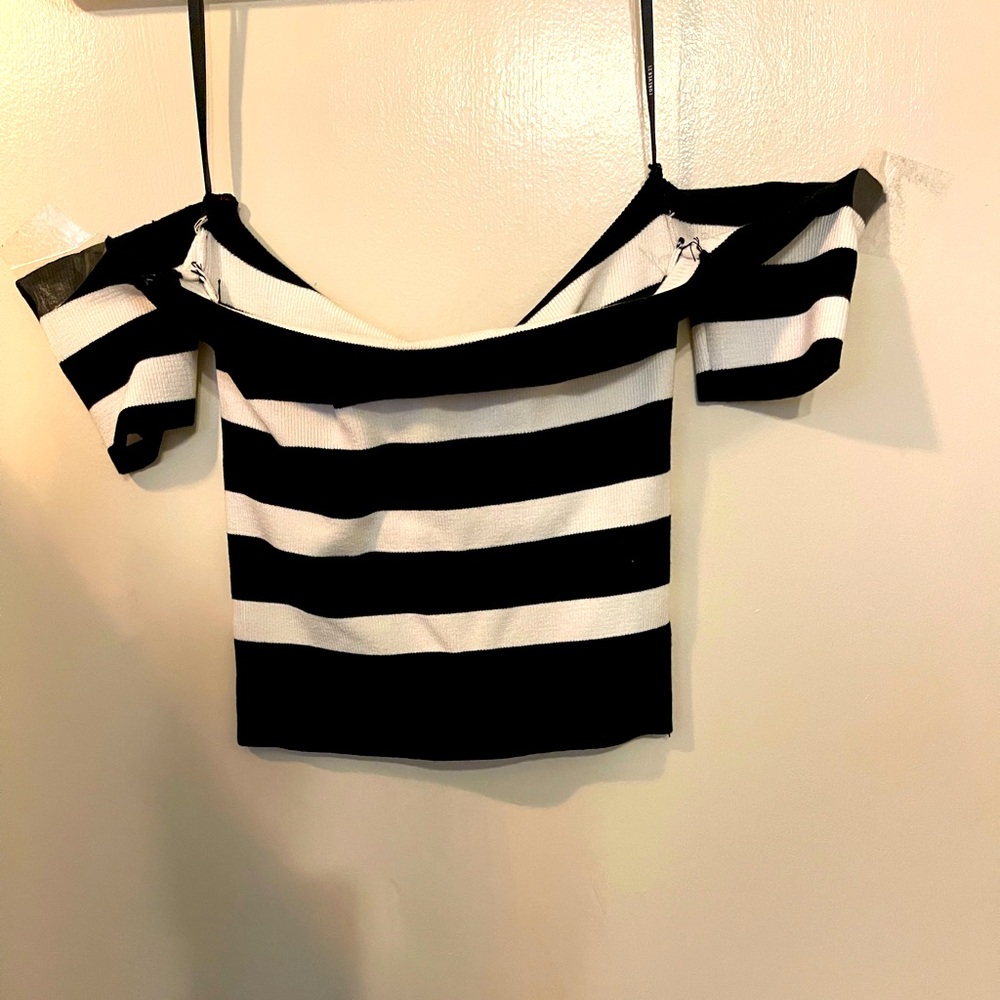 Black and white off the shoulder crop top